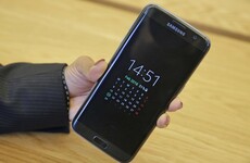 Can a black background really extend your phone's battery life?