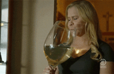 9 things everyone does when ordering wine in a restaurant