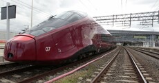 Should there be a lightning-fast train between Dublin and Cork?