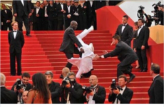 Poor Jason Derulo was the victim of a Met Gala-related Twitter hoax again