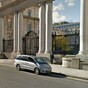 Security alert at Dáil Éireann as man blocks main entrance to government buildings