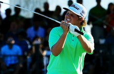 Golfer disqualified after hitting himself in head with putter