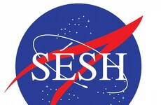 The legendary Facebook page Humans of The Sesh has a Gaeilge version now
