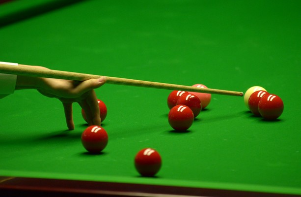 Irish snooker player banned for 15 months after admitting to spot-fixing