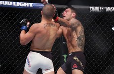 Alvarez stops dos Anjos to become the UFC's new lightweight champion