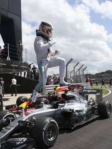 That's a hat-trick! Hamilton untouchable in British GP at slippery Silverstone