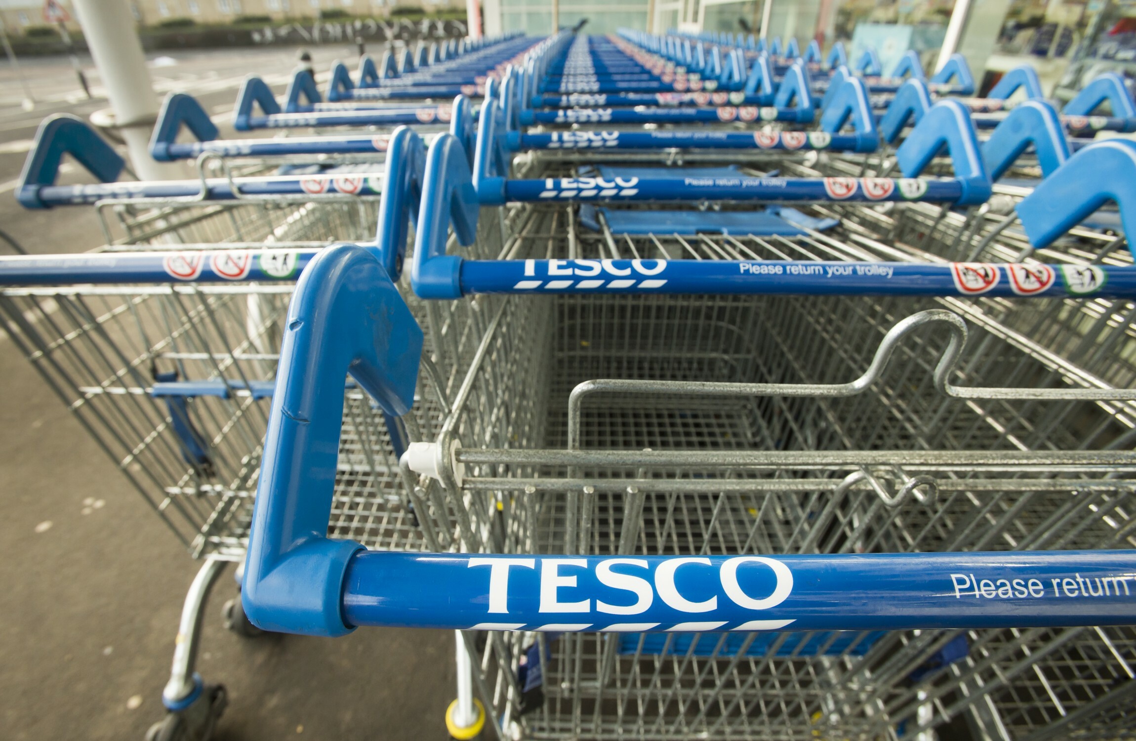 childrens shopping trolley tesco