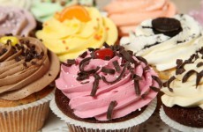 Baker makes 102,000 cupcakes after Groupon offer
