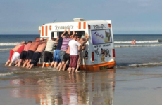 A group of Derry lads heroically tried to save this sinking ice cream van