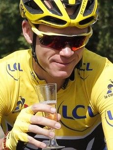 Chris Froome wins third Tour de France, Ireland's Dan Martin finishes in top 10