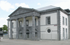 'Violent, evil' Limerick man sentenced to five years for robbing tourist at knifepoint on St Patrick's Day