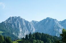 Five people died in a deadly weekend for extreme sports in the Alps