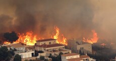 Hundreds evacuated from popular Spanish resort as crews battle wildfire
