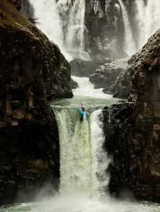 Incredible images in National Geographic 2011 Photo of the Year contest