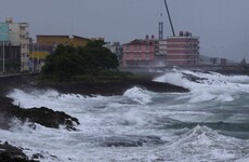 PICTURES: Thousands flee as Hurricane Matthew slams into Haiti