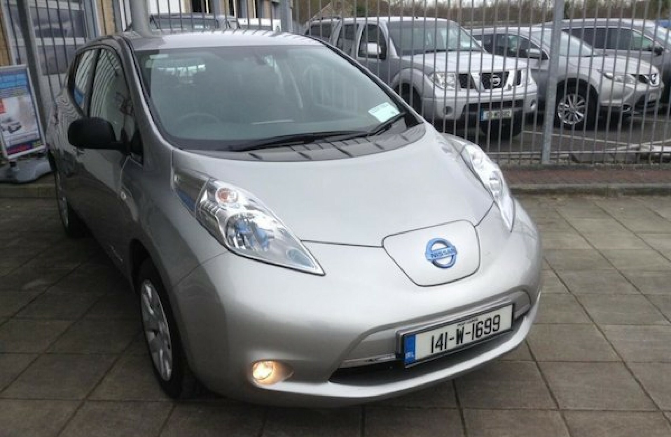 nissan vans done deal