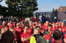 Munster fans pay a poignant tribute to Anthony Foley in Paris