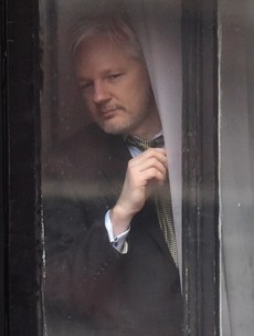 Wikileaks accuse John Kerry of ordering Ecuador to cut off Julian Assange's wifi