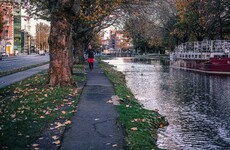The weather over the bank holiday will be mild (with a bit of rain... and drizzle)
