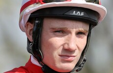 Jockey Tylicki suffers T7 paralysis following Kempton fall