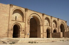 Iraqi forces retake ancient city blown up by ISIS