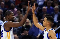 Warriors win sixth straight game as LeBron James sparks Cavs on his return