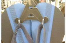 Nobody on the internet can agree what colour these flip flops are