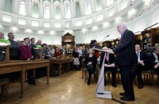 Seámus Heaney donates literary treasure trove to National Library