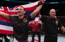 Devastating Holloway stops Pettis to set up featherweight unification fight against Aldo