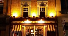 No telly, creamy Guinness, and celeb spotting - Here's why The Long Hall truly is a Dublin treasure