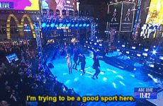Mariah Carey had a lipsync malfunction of epic proportions in Times Square last night