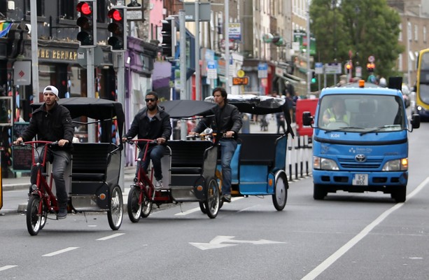 Poll: Should rickshaws be banned in Dublin? · TheJournal.ie