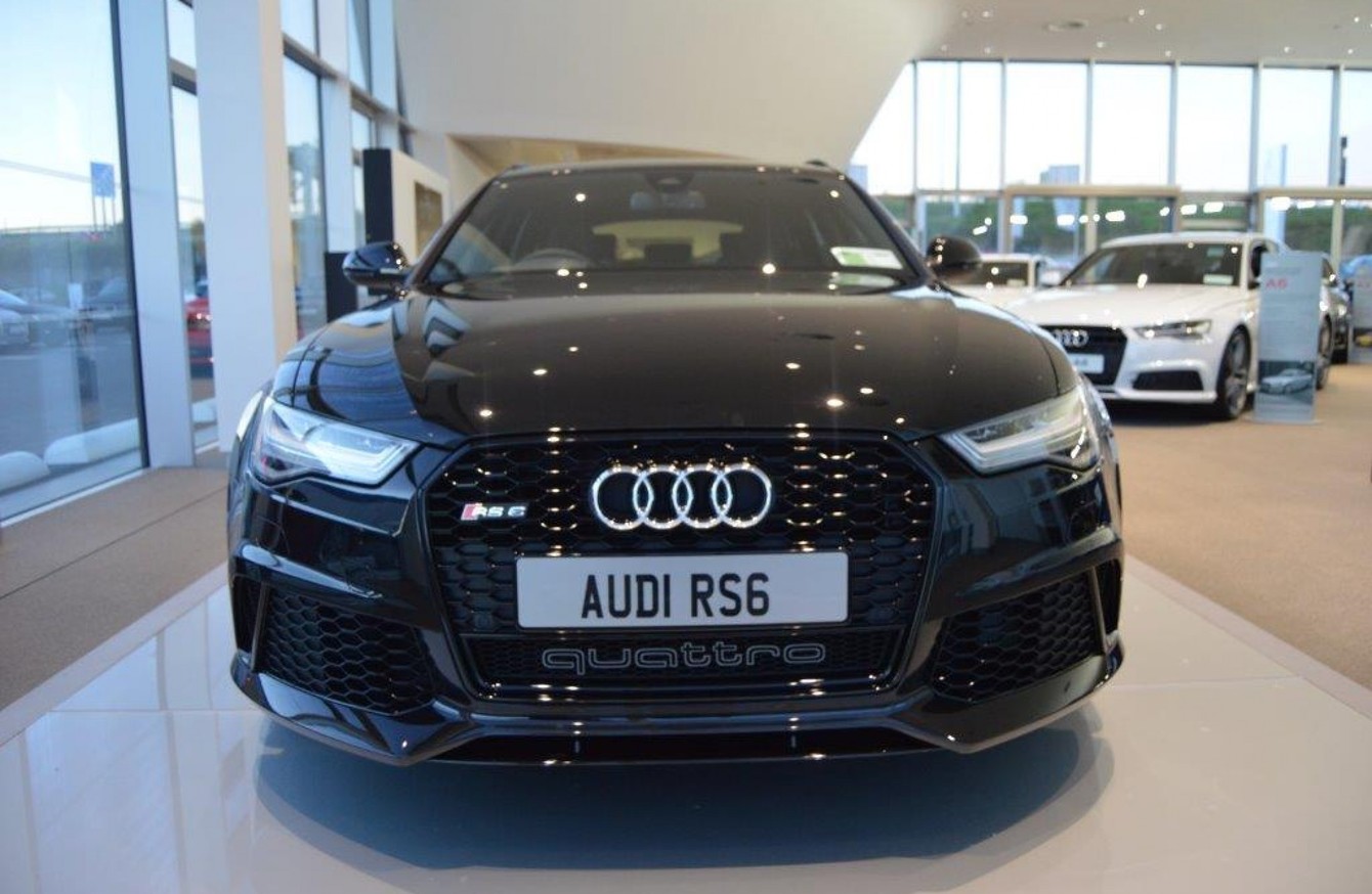 The Stonkingly Powerful Audi Rs 6 Avant Is The Fastest Estate On