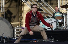 Disappointed fans: We'll pay Weezer to split up