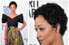 Ruth Negga has just made it 100% ok to bring blue eyeliner back from the nineties