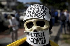 National food shortage sends thousands of starving Venezuelans to root through bins
