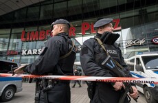 German police shut down shopping centre over terror threat fears