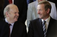 Michael Noonan wants Enda Kenny to stay on as Taoiseach until at least the summer