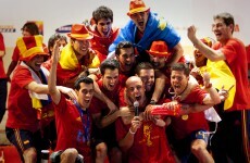Spain raises nearly €5bn in successful short-term bond auction