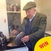 This story of a 90-year-old Dublin grandad cooking a fry for his granddaughter has gone global on Reddit