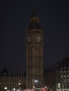 World landmarks switched off the lights for Earth Hour last night