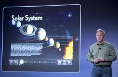 Apple claims to 'reinvent textbooks' with move into education market