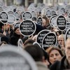 Turkey: Tens of thousands mark journalist's death