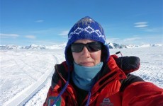 British woman sets Antarctic crossing record