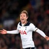 Eriksen thunderbolt keeps Tottenham's Premier League title hopes alive