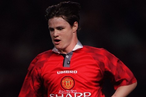 Mulryne played in Manchester United's reserves before joining Norwich City in 1999. 