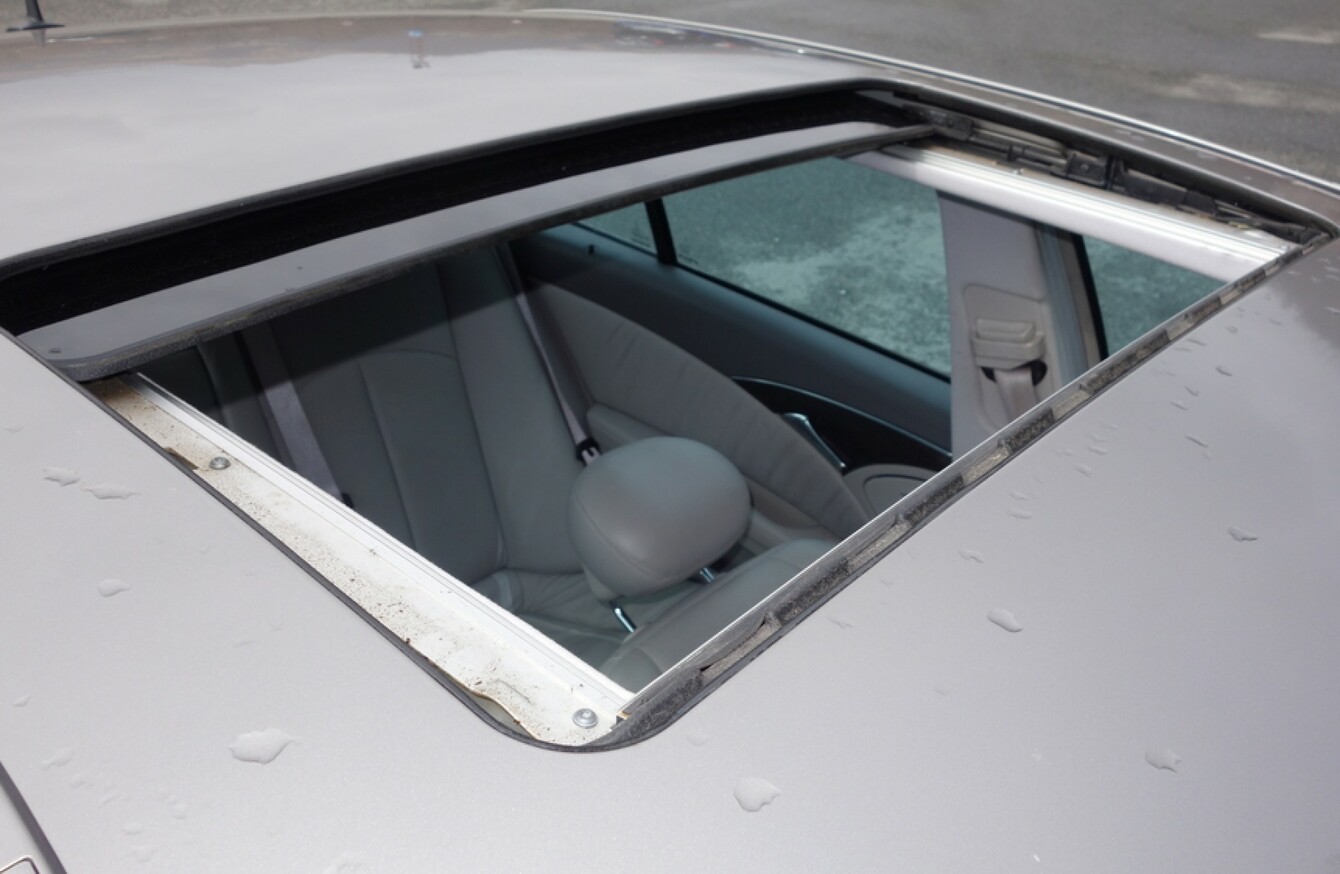 Woman (72) awarded €25,000 in damages after sunroof blew off daughter's car