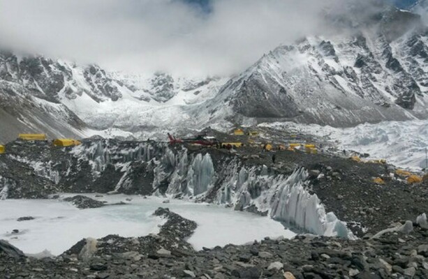 Rescuers Find Body Of Missing Everest Climber Bringing Death Toll To Four