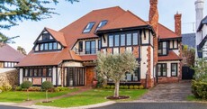 Luxurious family residence in Dalkey with views over Dun Laoghaire pier