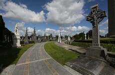 Man accused of vandalising de Valera's grave ordered to stay away from Glasnevin Cemetery